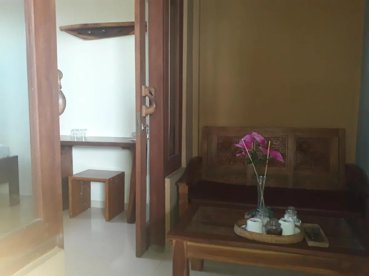 Adi House Homestay Ubud  Гостевой дом